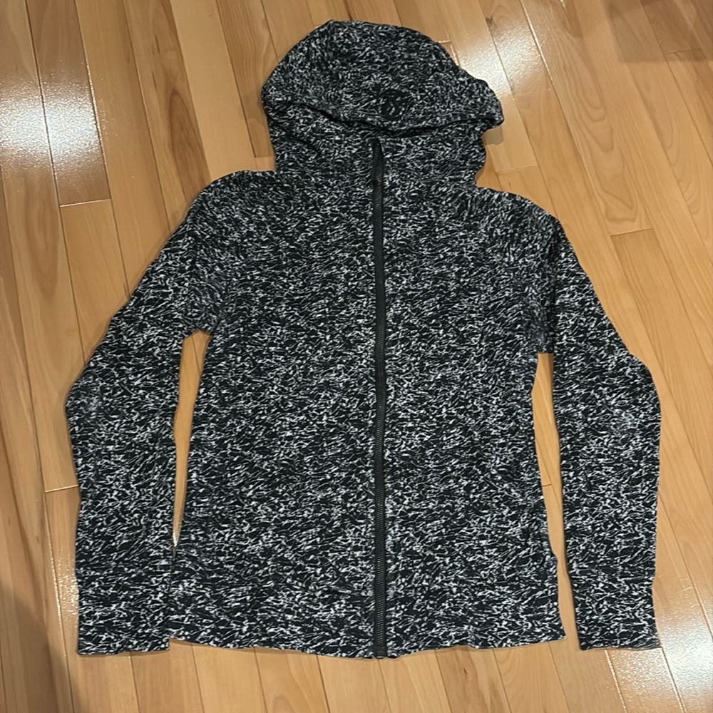 Lululemon Scuba Hoodie IV Iced Wave White Black / Black - size 8